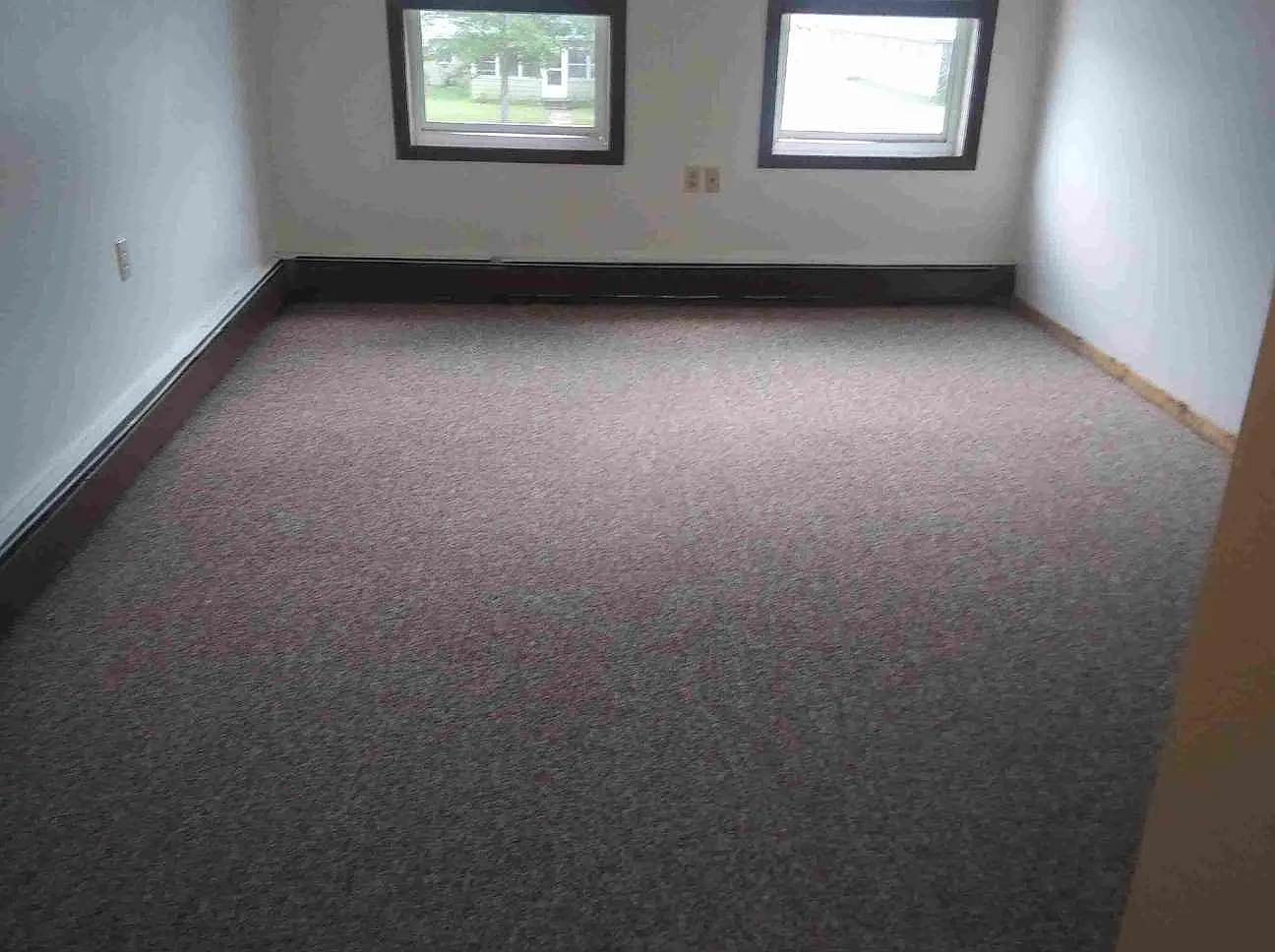Goodman Apartments - 12 — Photo 3
