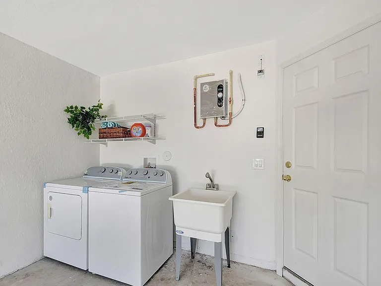 3868 Patio Ct — Photo 12