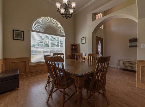 4th image of 1220 Tallow Cir