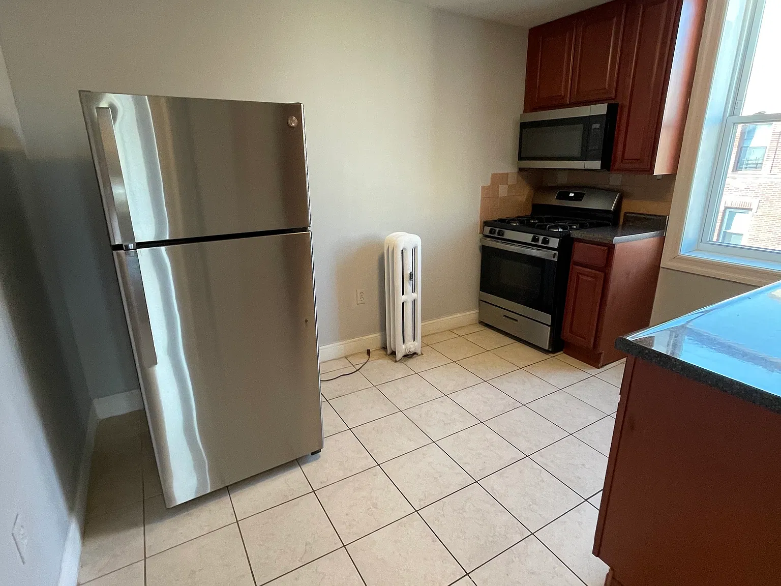 1 bed, 600 sqft, $1,795 — Photo 2