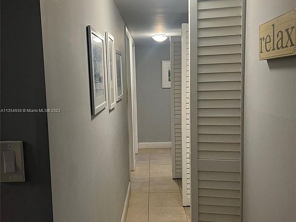 5th image of 770 NE 199th St APT 102F