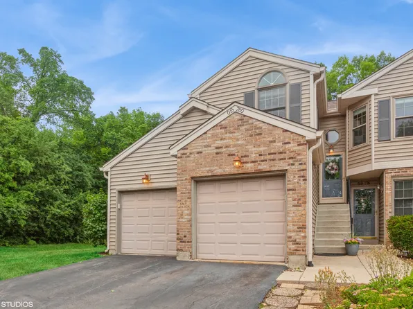 0S780 Jefferson Ct #780, Winfield, IL 60190