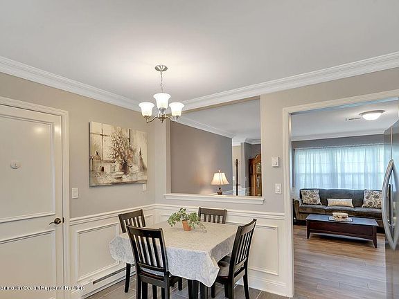5th image of 1112A Argyll Cir #1001