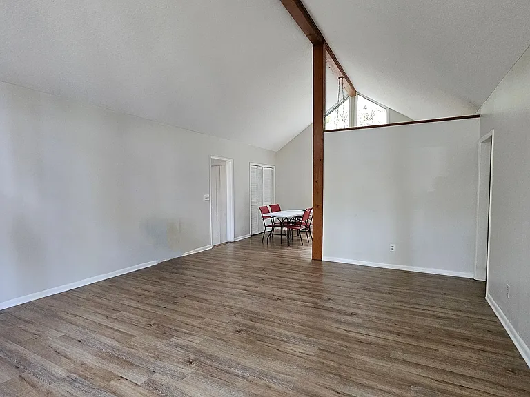 9 E Pine Ct — Photo 7