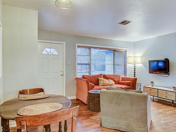 4th image of 4709 De Milo Dr