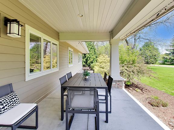 5th image of 5499 Topanga Dr