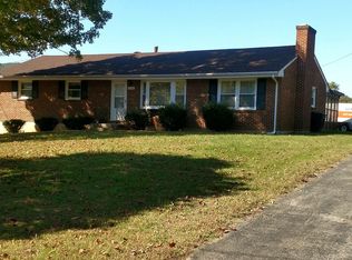 2746 Sunnyvale St, Roanoke, VA 24014