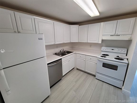 2nd image of 4900 NW 79th Ave APT 202