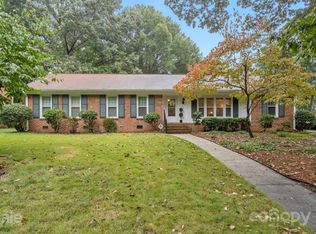 1016 Court Dr, Charlotte, NC 28211