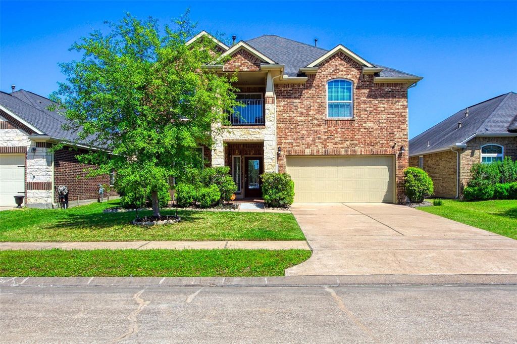 1242 S Maple Dr, Katy, TX