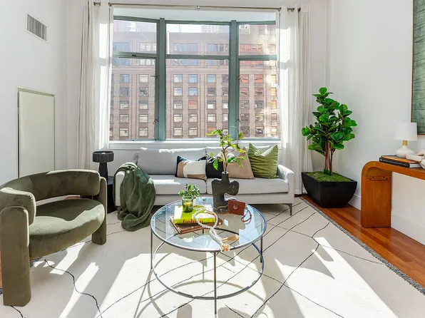 120 Greenwich St APT 11D, New York, NY 10006