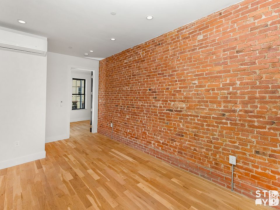 1st image of 119 Grove St APT 3R