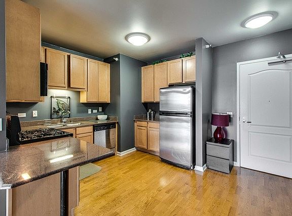 4th image of 125 S Jefferson St #1707