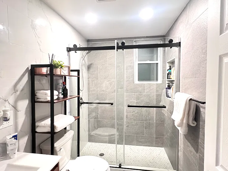 2806 Palisade Ave #2 — Photo 4