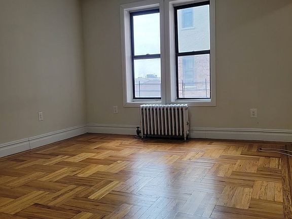 2nd image of 110 Seaman Ave APT 7J