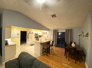 6193 Laurel Ln APT A, Tamarac, FL 33319