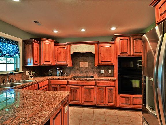 2nd image of 4403 W Collins Cir