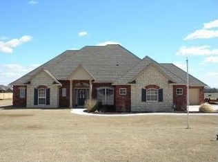403 Landon Ln, Lawton, OK 73507