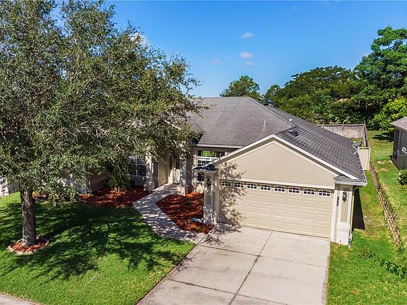 3rd image of 125 Compass Rose Dr