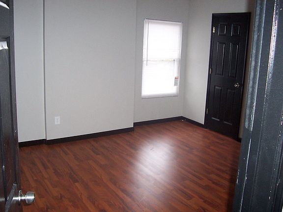 2nd image of 2744 Osage St #2