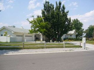 203 Quail Run Rd, Fernley, NV 89408