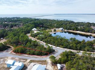 158 Singleleaf Rd, Eastpoint, FL 32328