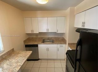 6505 Winfield Blvd #B-2, Margate, FL 33063