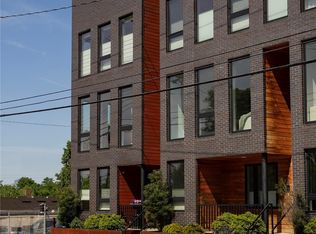 2315 Scranton Rd, Cleveland, OH 44113