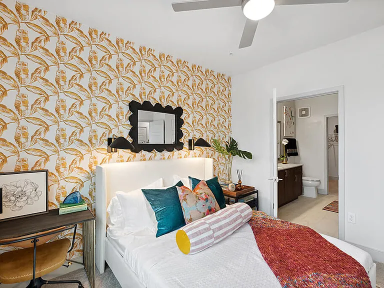 The Belhaven Apartments — Photo 9