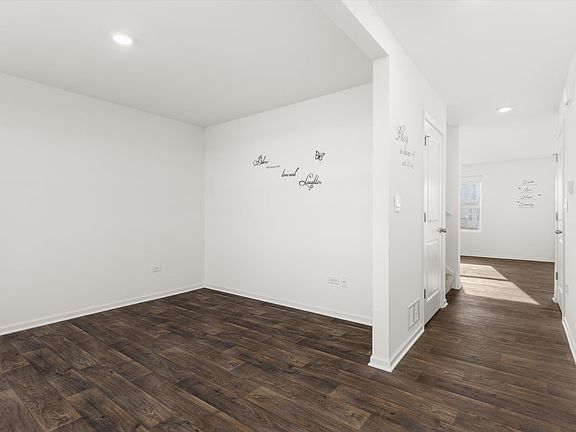 5th image of 6616 Hadrian Dr