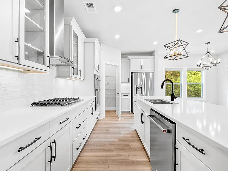 367 McDaniel Pl — Photo 7