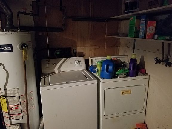 2nd image of 7810 E 87th Ter