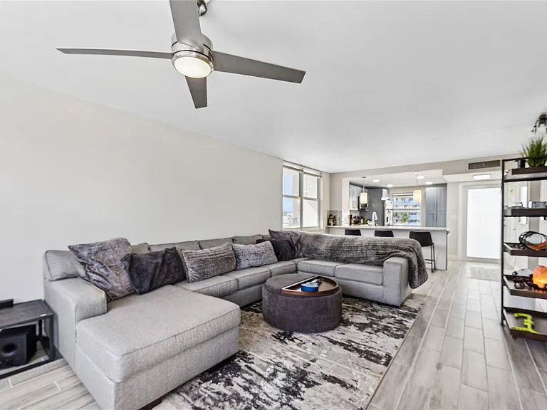 201 N Ocean Blvd #208 — Photo 16