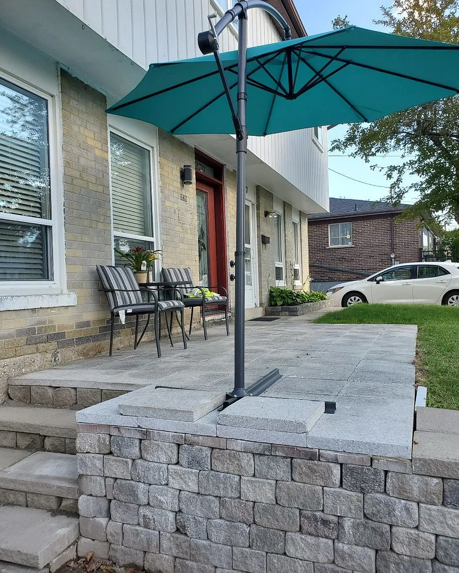 4 bed, $3,000 — Photo 1