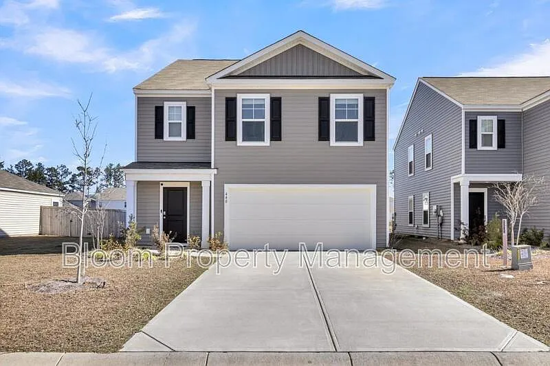 440 White Scallop Way