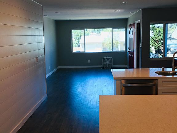3rd image of 4629 Mataro Dr