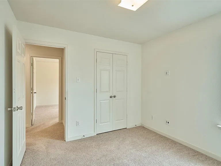 4243 Medina River Loop — Photo 28