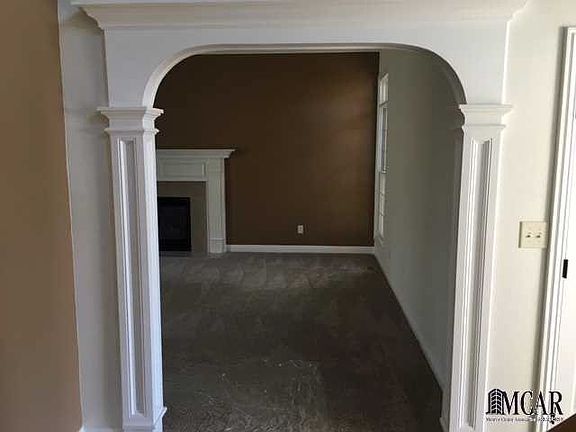 5th image of 4998 Northfield Dr