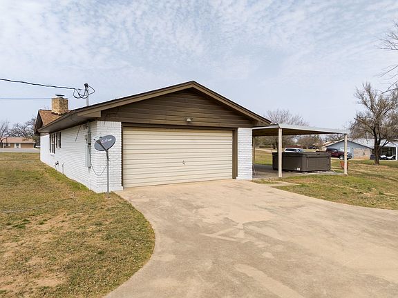 5th image of 14 DEB LYNN Avenue
