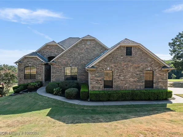 3819 Tpc Dr, Alma, AR 72921