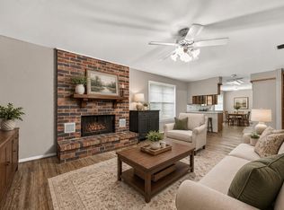 2002 Crestwood Dr, Richmond, TX 77469