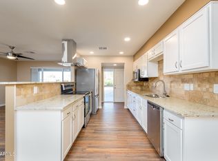 7022 E Exmoor Dr, Mesa, AZ 85208