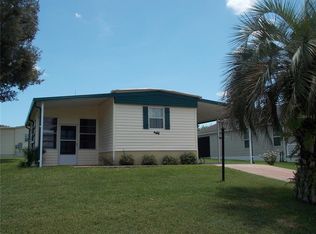 806 Roseapple Ave, Lady Lake, FL 32159