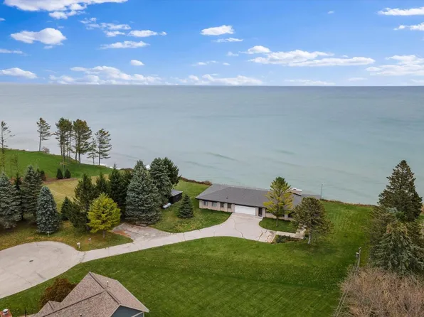 703 Birch Tree ROAD, Sheboygan, WI 53083