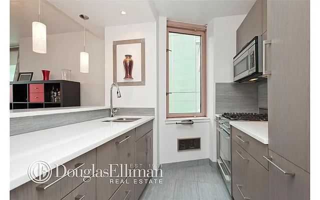 Rented by Douglas Elliman | media 76