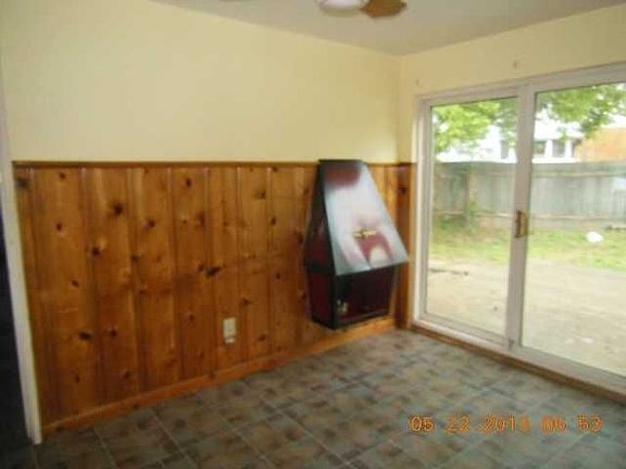 3rd image of 58 Lexington Dr