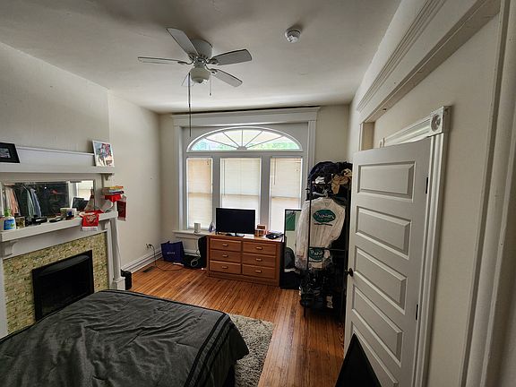 3rd image of 1620 Floyd Ave #1