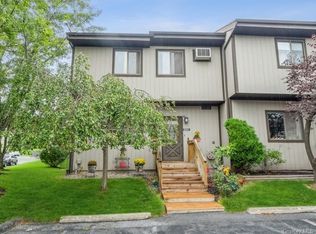 6201 Chelsea Cv N, Hopewell Junction, NY 12533