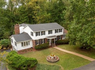 36 Meadowcrest Dr, Parkersburg, WV 26104