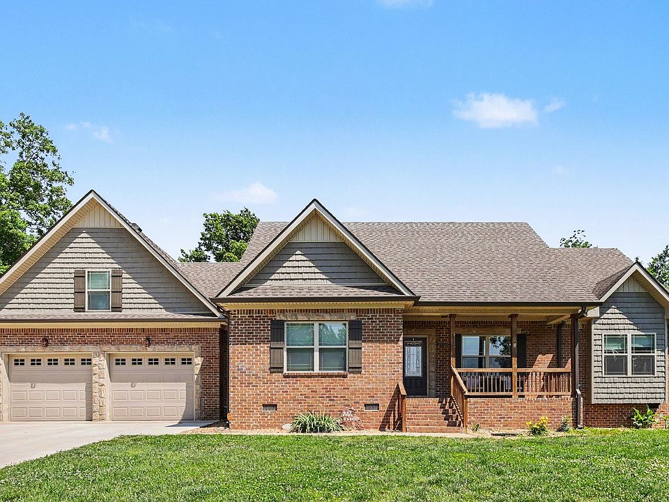 1st image of 210 Brynlee Ct